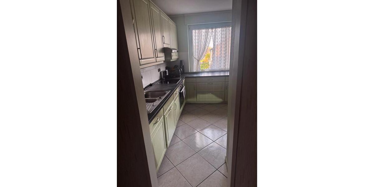 Etagenwohnung Bergheim - 4 Zimmer, 108 m&sup2;, 1.690&euro; | Angebot:25853068