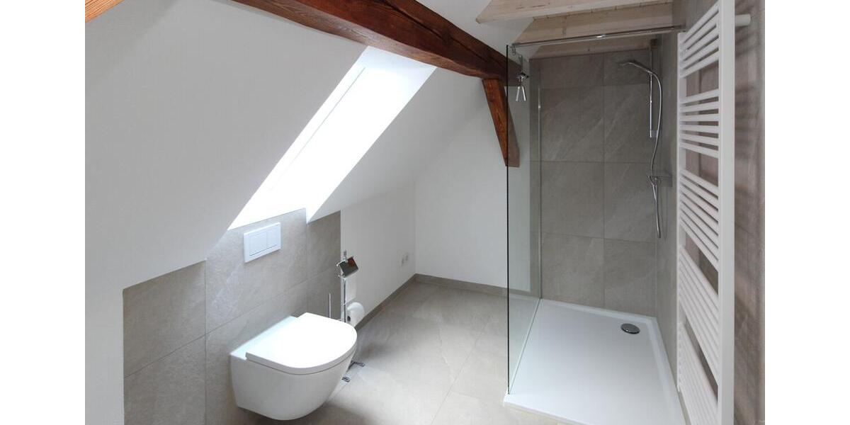 Dachgeschoßwohnung Schlitz - 2 Zimmer, 44 m&sup2;, 500&euro; | Angebot:26366726