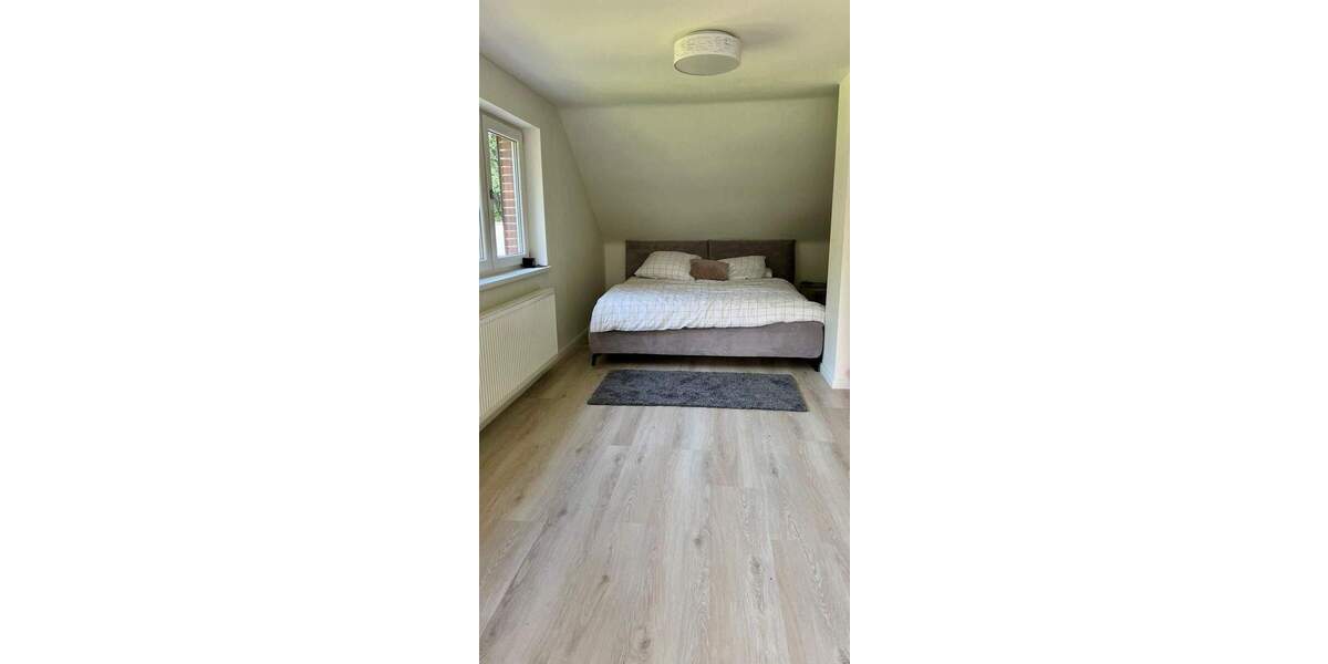 Einfamilienhaus Dassendorf - 5 Zimmer, 230 m&sup2;, 2.250&euro; | Angebot:25815064