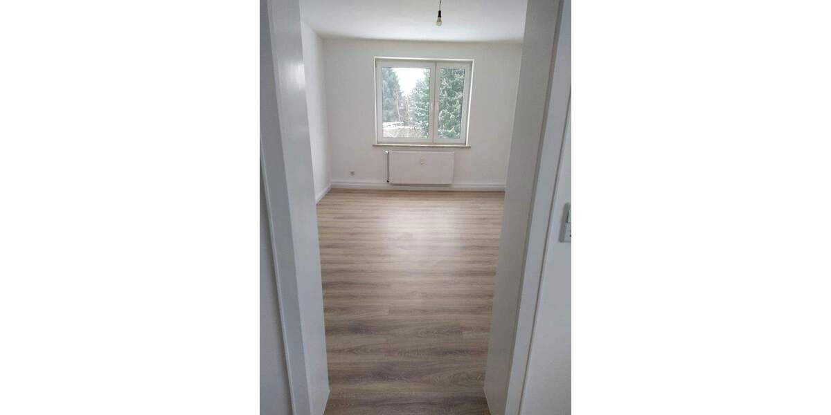 Etagenwohnung Plattenburg OT Glöwen Glöwen - 2 Zimmer, 49 m&sup2;, 295&euro; | Angebot:24793281