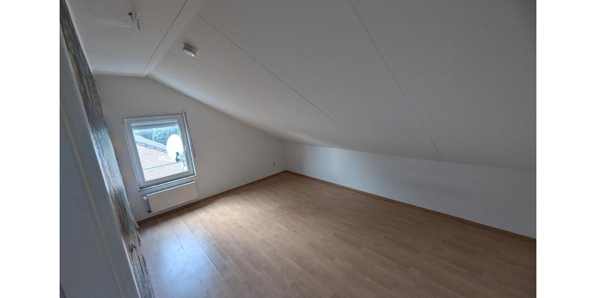 Moderne 3-Zimmer-Maisonette mit EBK & Klima 3 zimmer