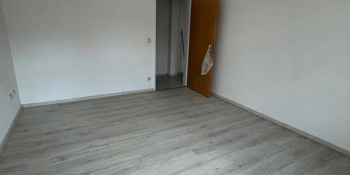 Etagenwohnung Stadtroda Hainbücht - 2 Zimmer, 49 m&sup2;, 416&euro; | Angebot:26841577
