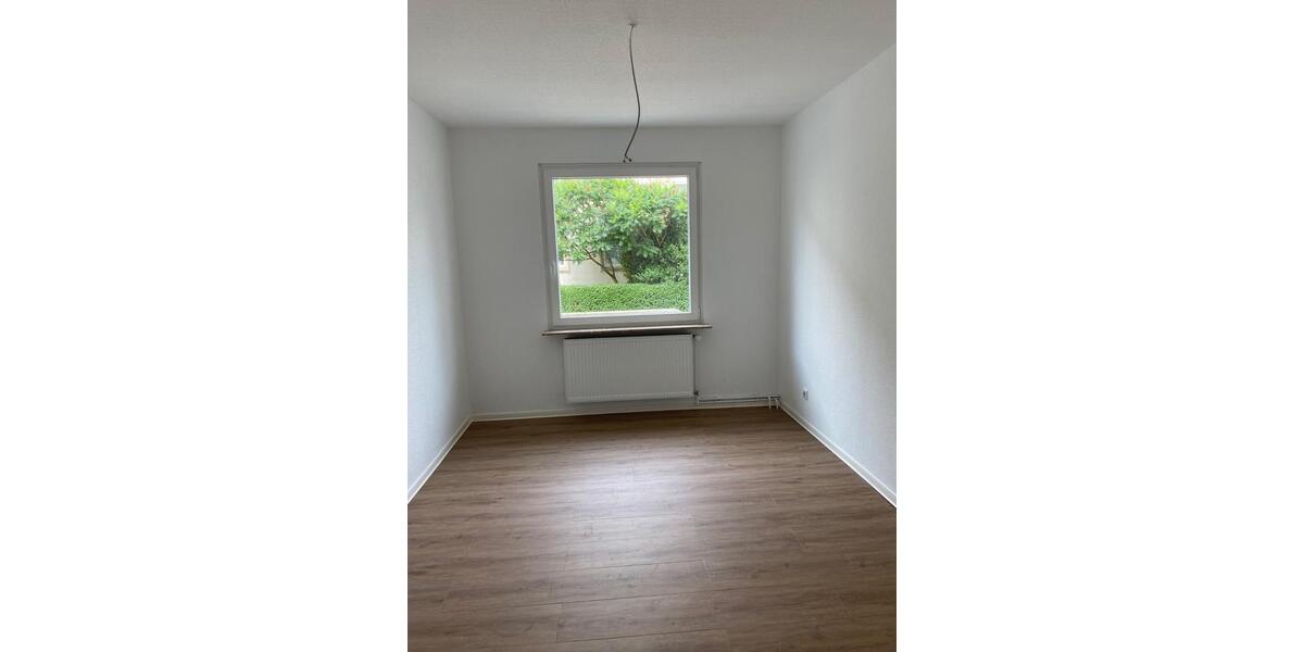 Erdgeschoßwohnung Bremerhaven - 3 Zimmer, 63 m&sup2;, 690&euro; | Angebot:25278957