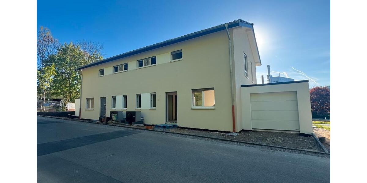 Doppelhaushälfte Euskirchen Dom-Esch - 4 Zimmer, 131 m&sup2;, 1.550&euro; | Angebot:26426757