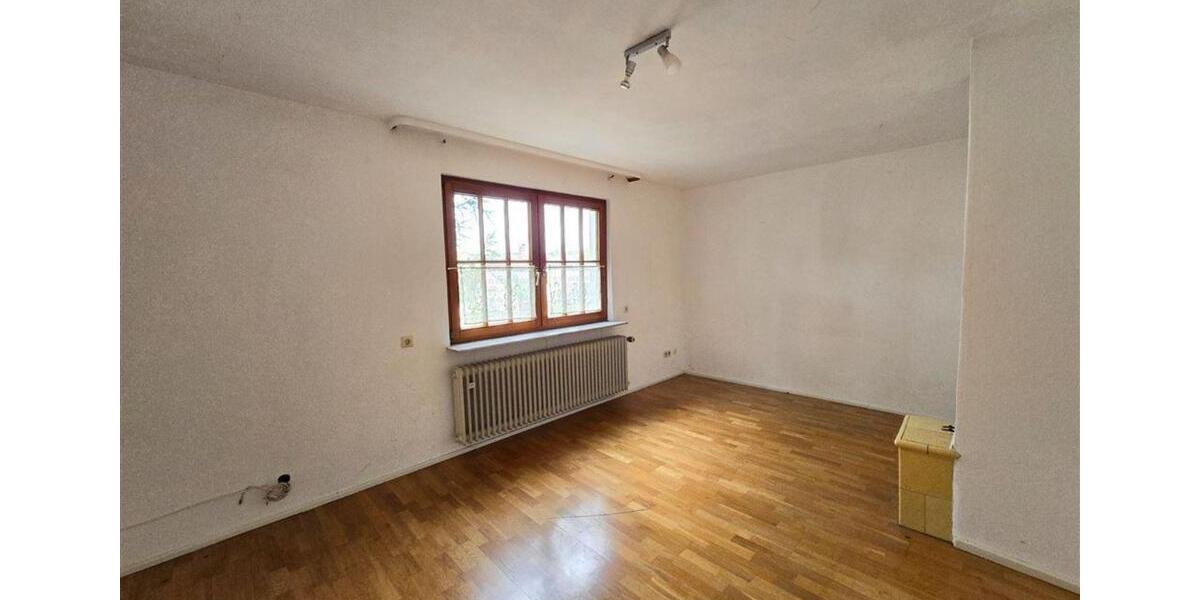 Einfamilienhaus Sinsheim - 6 Zimmer, 135 m&sup2;, 1.500&euro; | Angebot:24841454