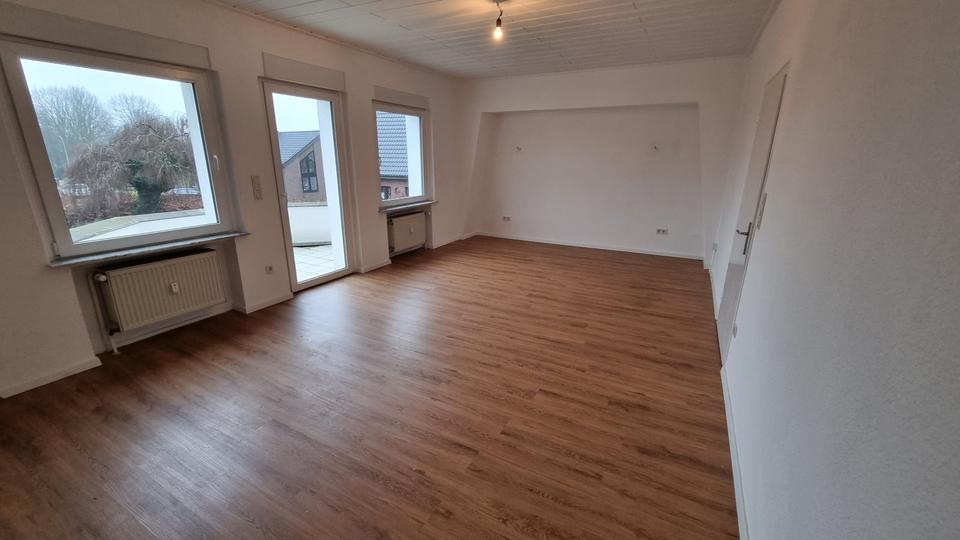 Helle, sanierte 3,5 Zimmer-Wohnung in repräsentativem Altbau zimmer
