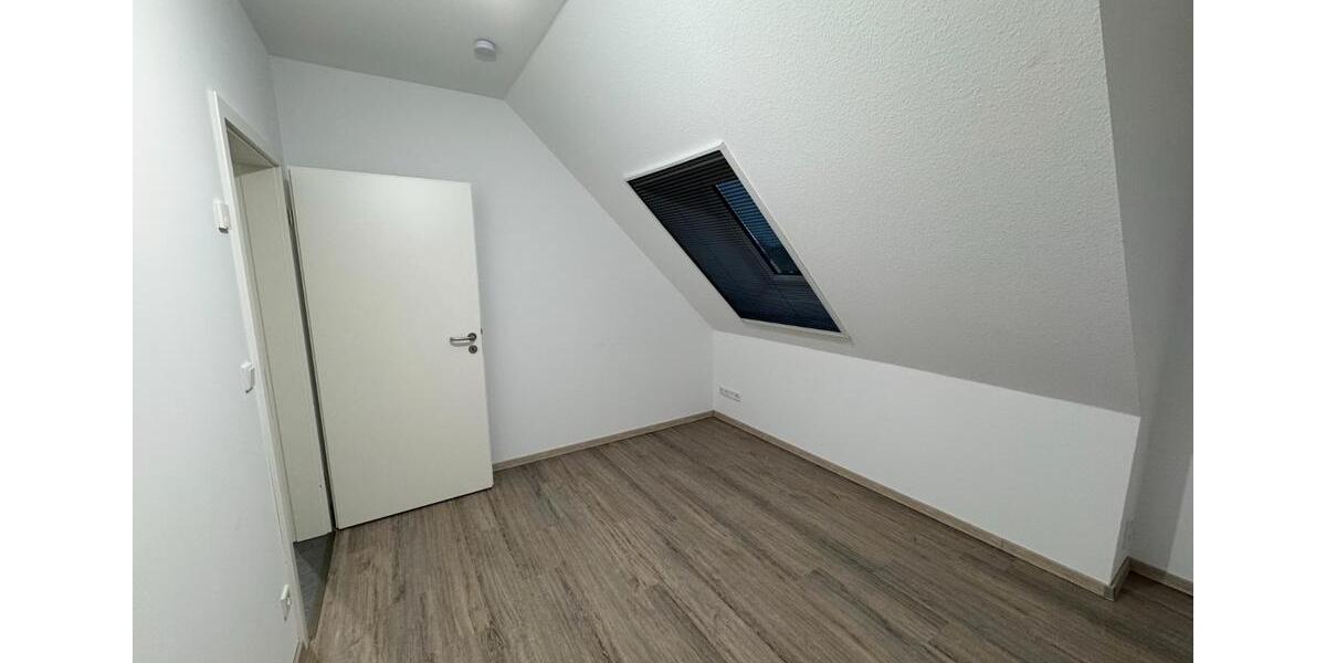 Dachgeschoßwohnung Spelle - 5 Zimmer, 72 m&sup2;, 870&euro; | Angebot:26303394