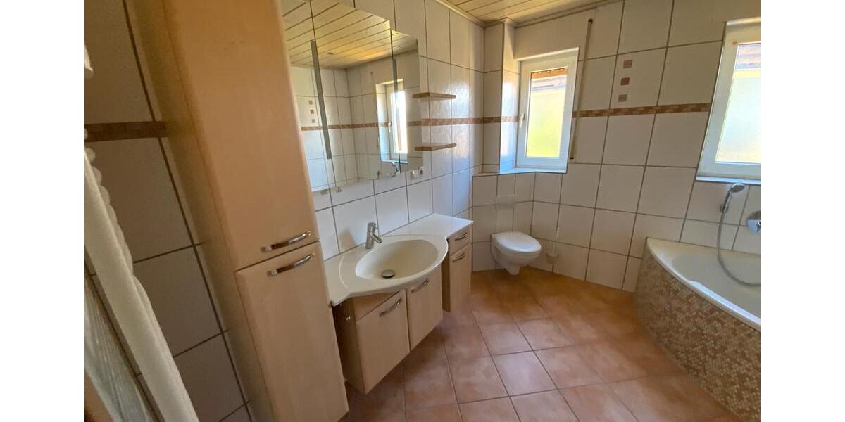 Erdgeschoßwohnung Rheinböllen - 3 Zimmer, 90 m&sup2;, 1.150&euro; | Angebot:26626128