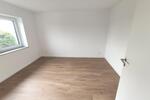 Neu saniertes Einfamilienhaus mit Garage, Garten, Wärmepumpe und Mieter–Strom