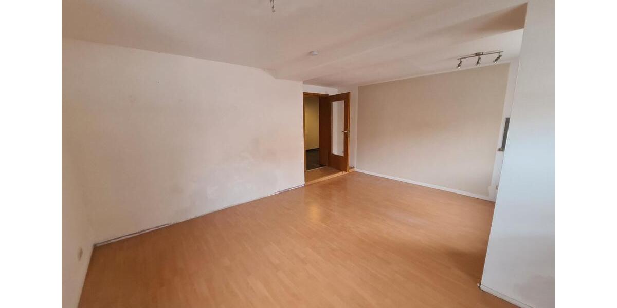 Erdgeschoßwohnung Höchstädt im Fichtelgebirge - 2 Zimmer, 58 m&sup2;, 390&euro; | Angebot:26546159