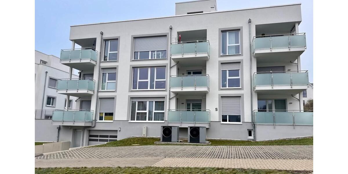 Helle 3-Zimmer-Wohnung im Erdgeschoss mit Balkon! 3 zimmer