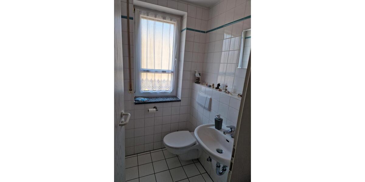Etagenwohnung Dessau-Roßlau Roßlau - 3 Zimmer, 80 m&sup2;, 590&euro; | Angebot:26534911