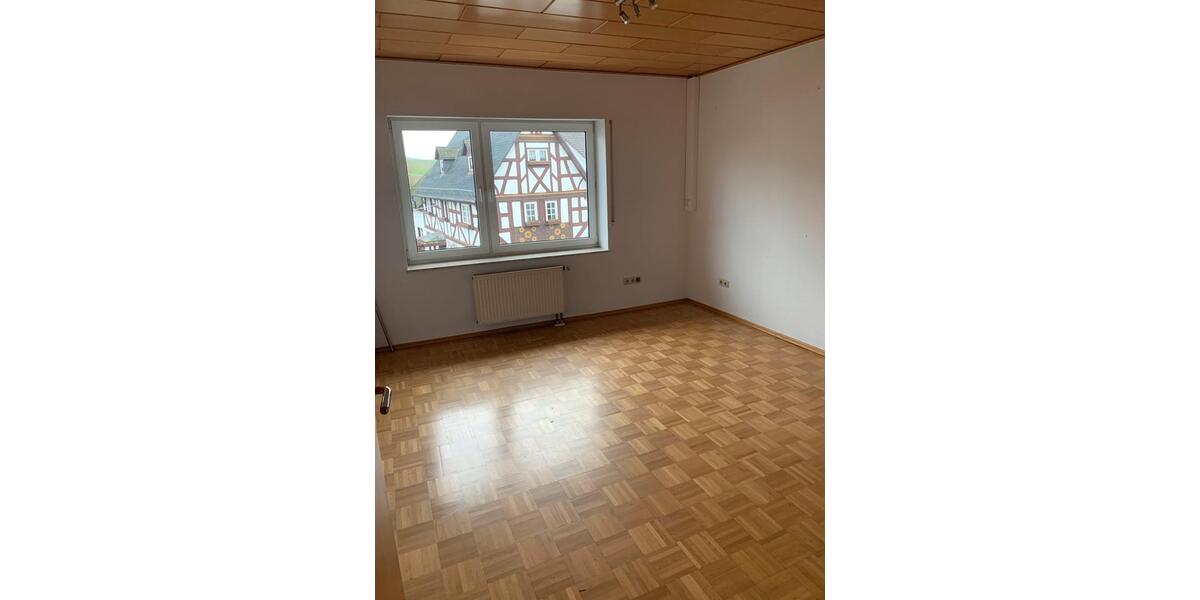 Ab 01.04Einfamilienhaus 4ZKB in ruhiger Lage – 8 km bis Montabaur 4 zimmer