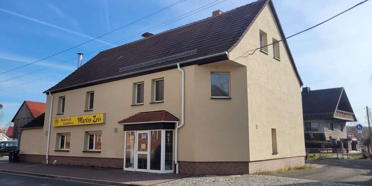 Etagenwohnung Waltershausen - 4 Zimmer, 115 m&sup2;, 699&euro; | Angebot:24813486