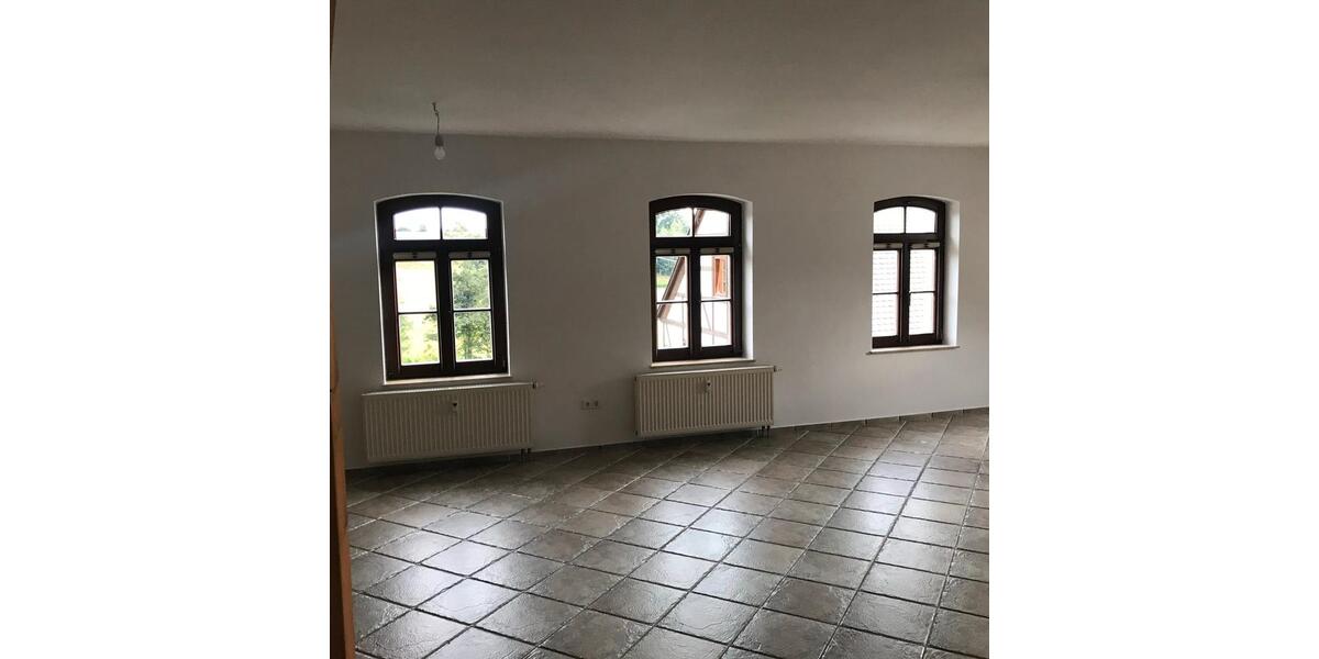Dachgeschoßwohnung Stolpen - 2 Zimmer, 84 m&sup2;, 815&euro; | Angebot:24662578