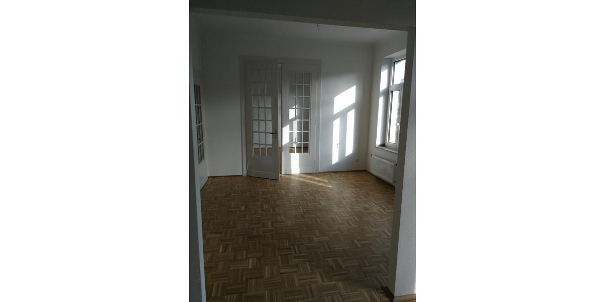 Etagenwohnung Stolberg (Rheinland) - 4 Zimmer, 95 m&sup2;, 710&euro; | Angebot:24477255
