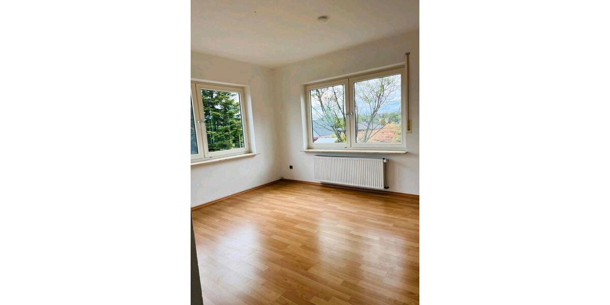 Maisonettenwohnung Windeck - 3 Zimmer, 99 m&sup2;, 900&euro; | Angebot:26646063
