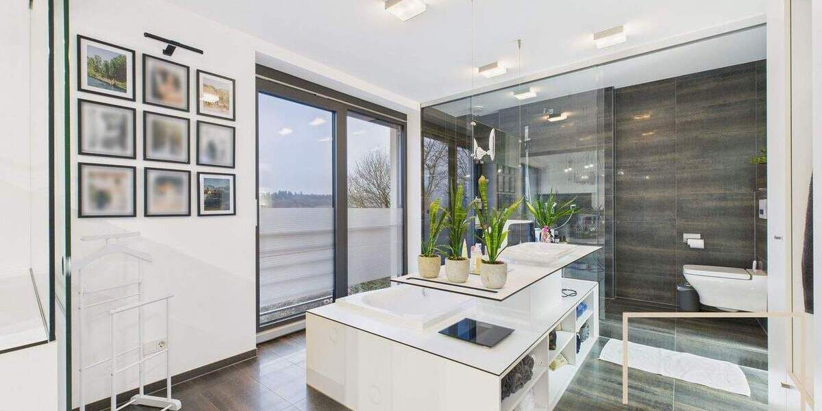 Etagenwohnung Trier Kürenz - 2 Zimmer, 121 m&sup2;, 1.450&euro; | Angebot:24734039