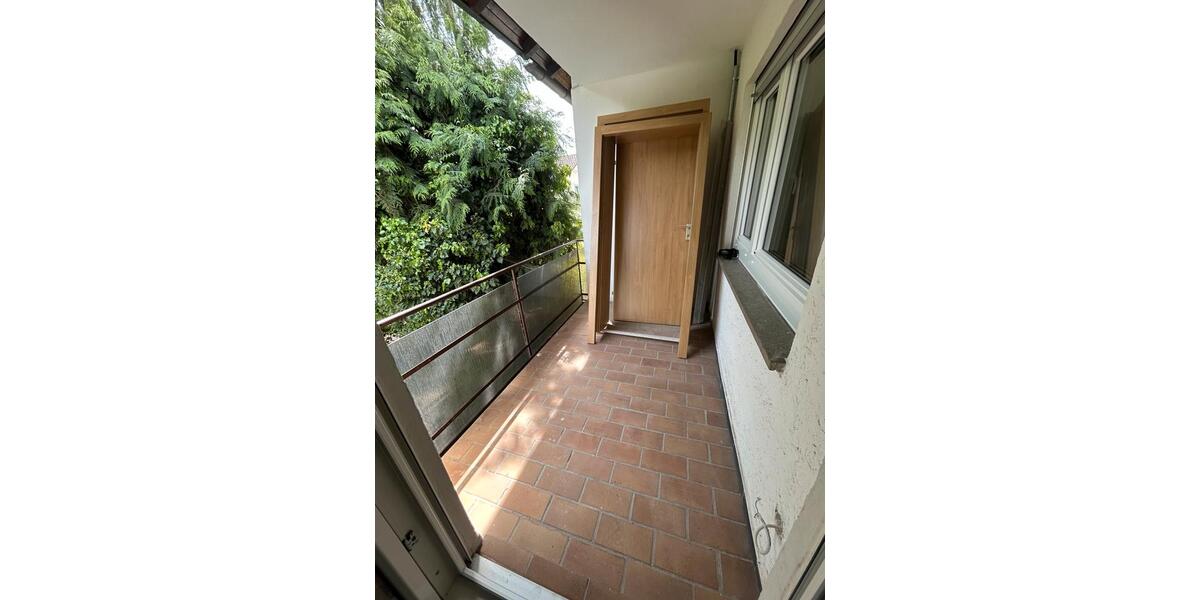 Etagenwohnung Backnang - 3.5 Zimmer, 75 m&sup2;, 1.250&euro; | Angebot:26610999