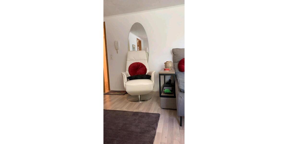 Etagenwohnung Neuenmarkt - 1 Zimmer, 26 m&sup2;, 590&euro; | Angebot:26414761