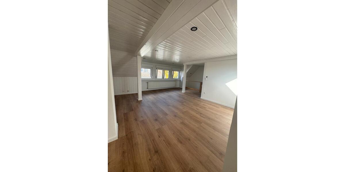 Modernisiertes Reihenendhaus mit Garten & Stellplatz in Koblenz! 5.5 zimmer