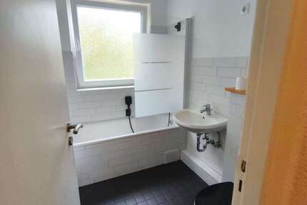 Wohnung Lübeck Sankt Lorenz Nord - 2.5 Zimmer, 68 m&sup2;, 878&euro; | Angebot:27248839