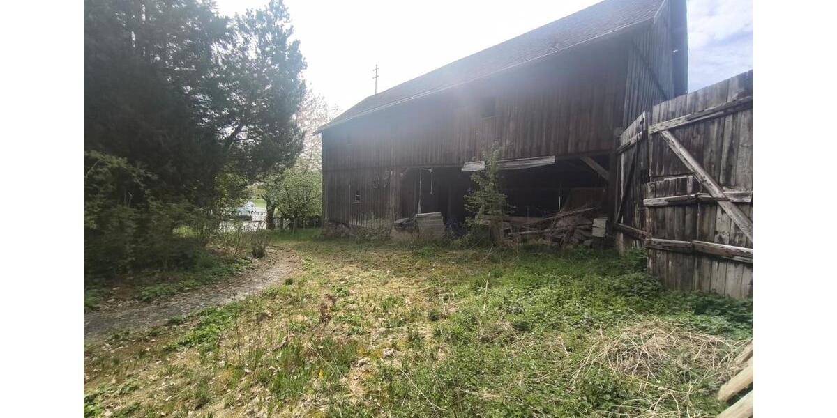 Einfamilienhaus Oberkotzau - 10 Zimmer, 200 m&sup2;, 1.000&euro; | Angebot:26447230