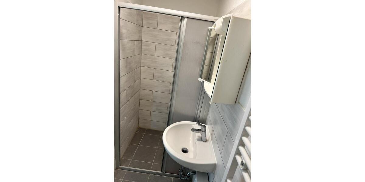 Etagenwohnung Kahla - 1 Zimmer, 39 m&sup2;, 305&euro; | Angebot:26618786