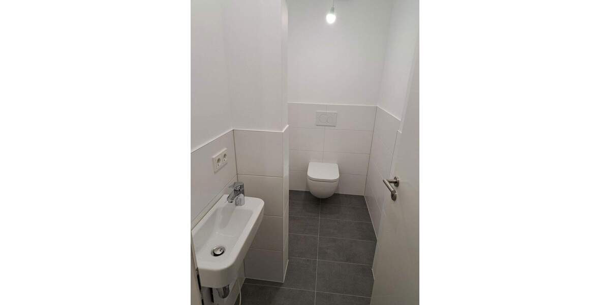 Etagenwohnung Bad Oldesloe - 2 Zimmer, 90 m&sup2;, 1.170&euro; | Angebot:24683835