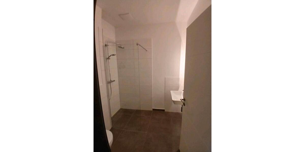 Geräumige 4-Raum-Wohnung zu vermieten 4 zimmer