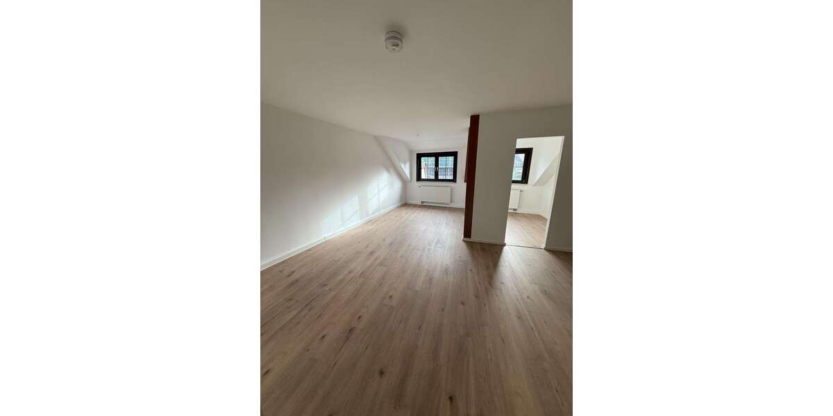 Etagenwohnung Kahla - 2.5 Zimmer, 68 m&sup2;, 650&euro; | Angebot:26071406