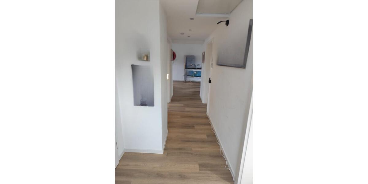 Dachgeschoßwohnung Bad Schönborn - 1 Zimmer, 75 m&sup2;, 1.100&euro; | Angebot:24819012