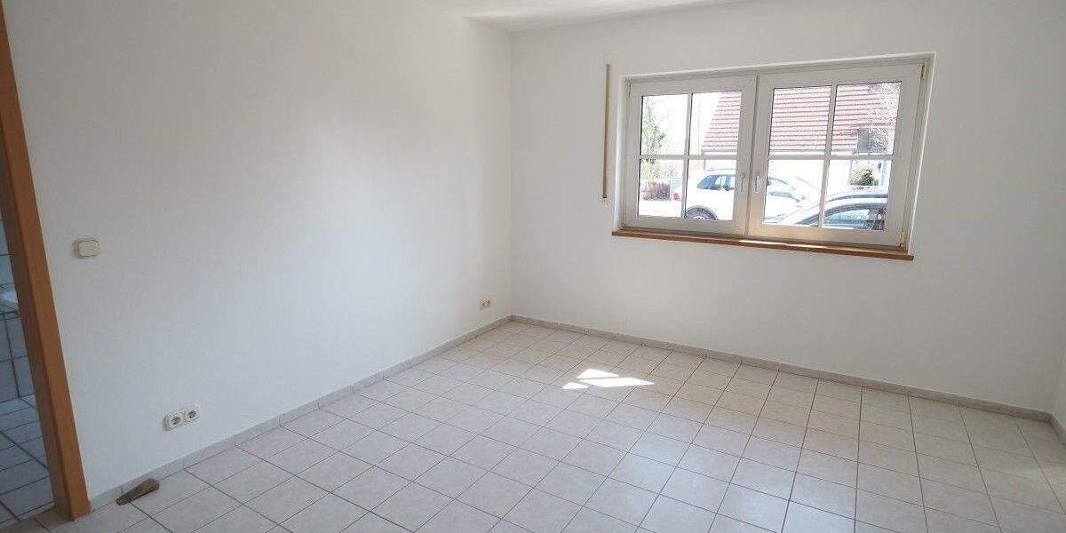 Etagenwohnung Palzing Palzing - 3 Zimmer, 93 m&sup2;, 1.280&euro; | Angebot:25879446