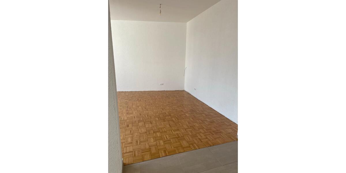 Etagenwohnung Pirmasens Fehrbach - 2 Zimmer, 80 m&sup2;, 590&euro; | Angebot:24353587