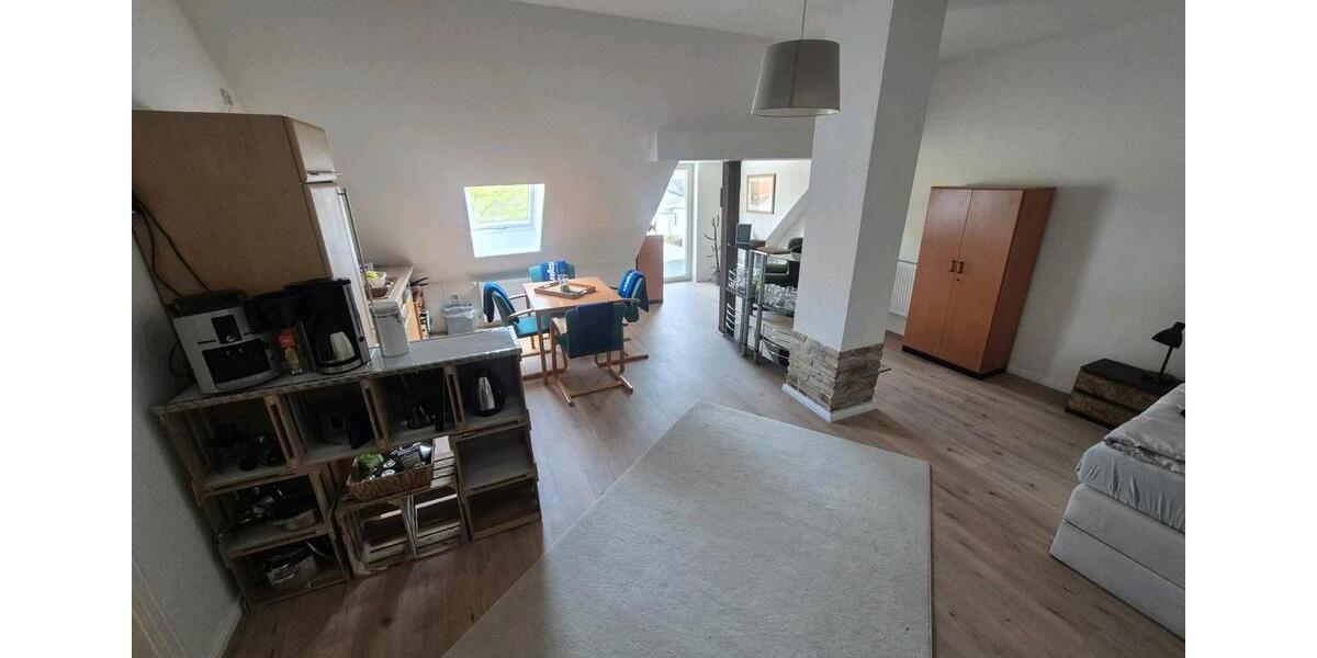 Dachgeschoßwohnung Rostock - 2 Zimmer, 105 m&sup2;, 850&euro; | Angebot:25047749