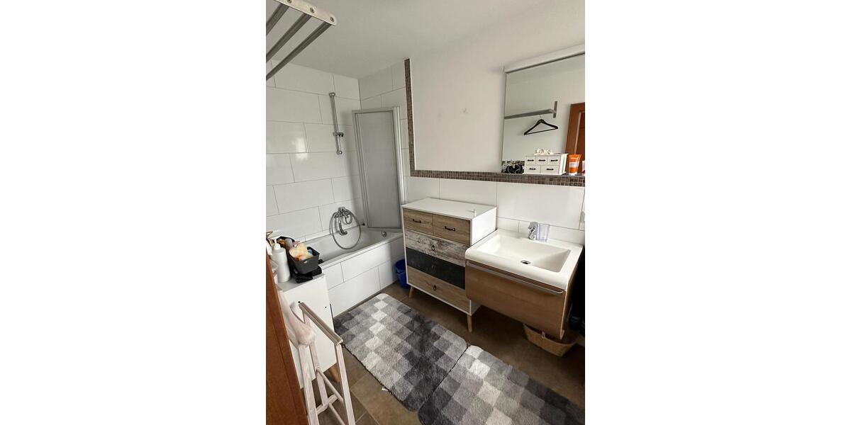 Doppelhaushälfte Wolfsburg - 4 Zimmer, 140 m&sup2;, 1.500&euro; | Angebot:23547187