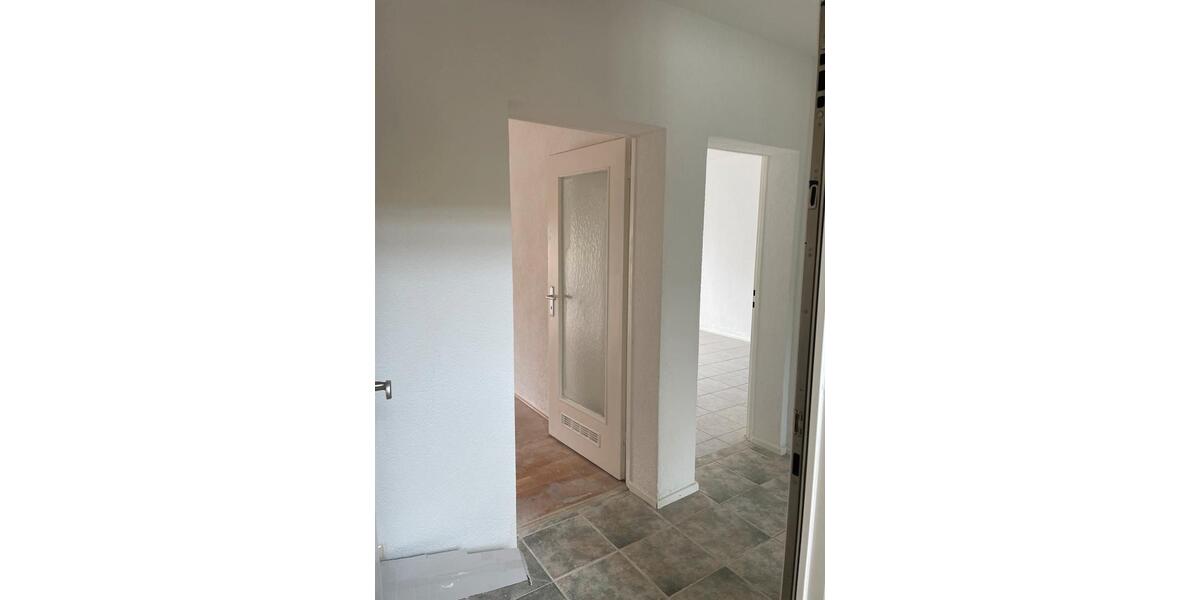 Etagenwohnung Ludwigshafen am Rhein - 2 Zimmer, 45 m&sup2;, 750&euro; | Angebot:26428969