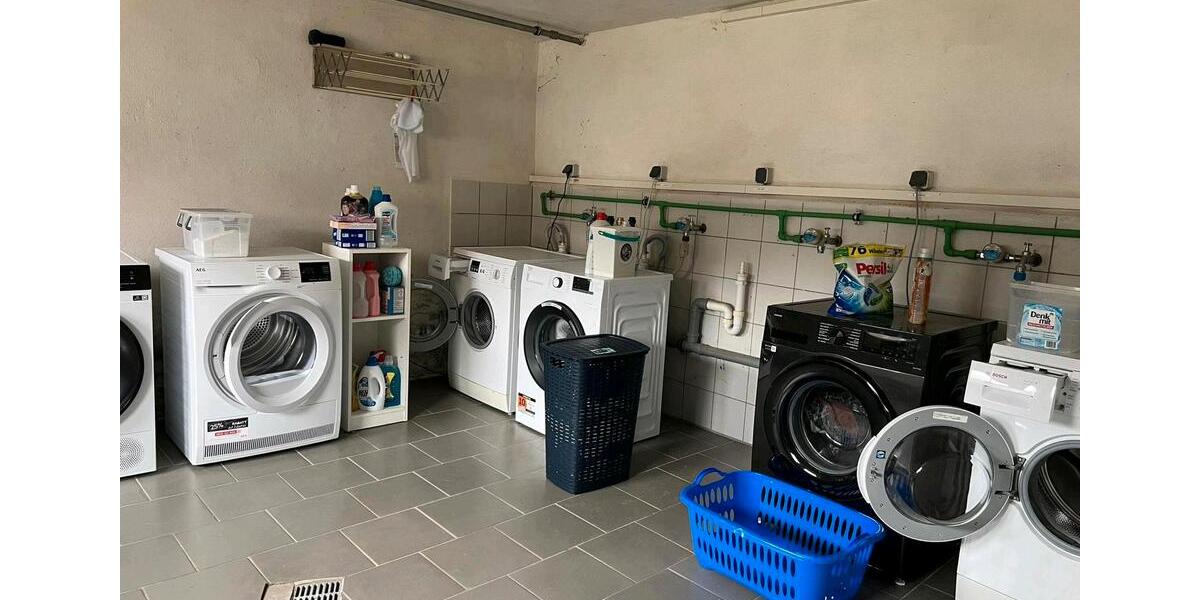 Etagenwohnung Frankenblick - 4 Zimmer, 70 m&sup2;, 500&euro; | Angebot:24774694