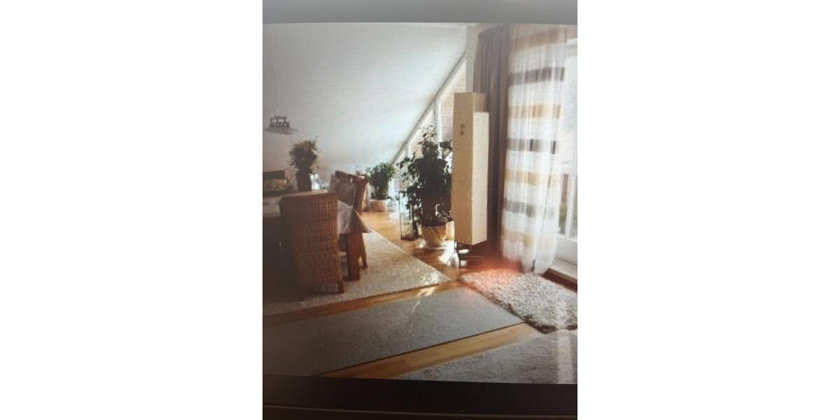 Dachgeschoßwohnung Vilshofen an der Donau - 3 Zimmer, 90 m&sup2;, 650&euro; | Angebot:26662947