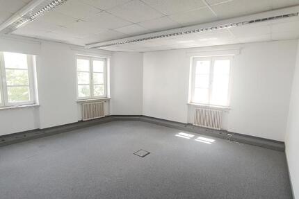 Stadtplatz Mühldorf: Büro-Praxis-WG – Zimmer 26–42 m² - All-In zimmer