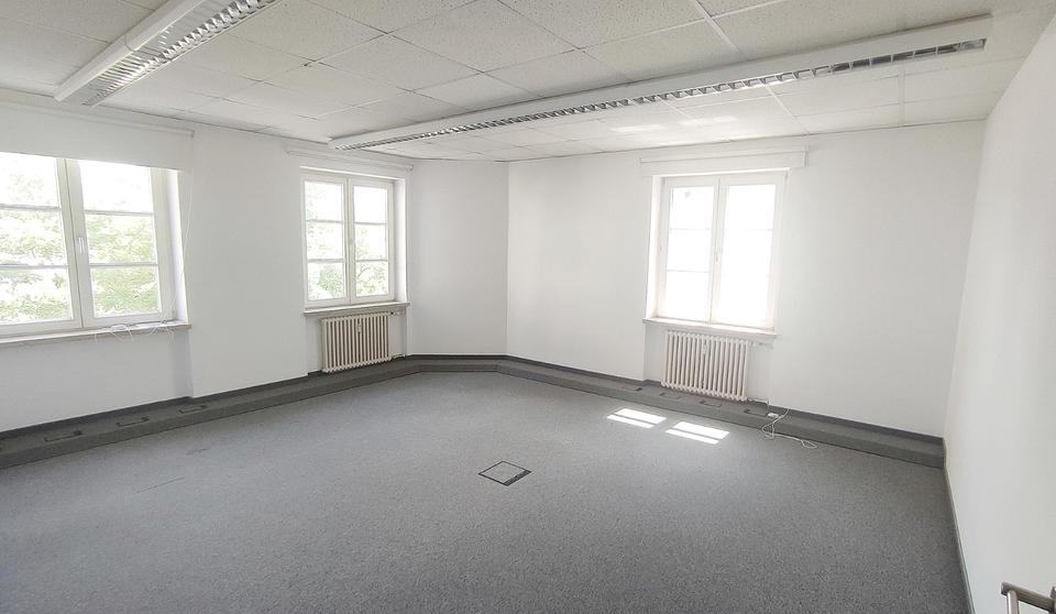 Stadtplatz Mühldorf: Büro-Praxis-WG – Zimmer 26–42 m² - All-In zimmer