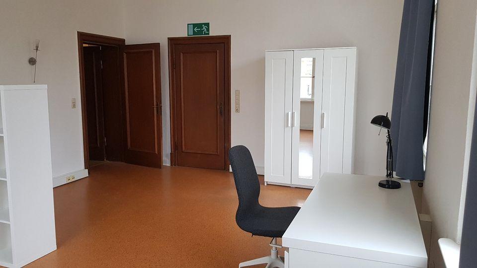 Wohnen auf Zeit Bad Eilsen - 3 Zimmer, 120 m&sup2;, 380&euro; | Angebot:26244387