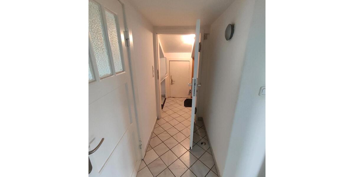 Dachgeschoßwohnung Barmstedt - 2 Zimmer, 67 m&sup2;, 650&euro; | Angebot:25932888