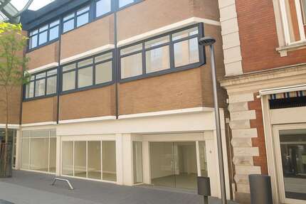 Einzelhandel in Delmenhorst 8.150 € 583.75 m²