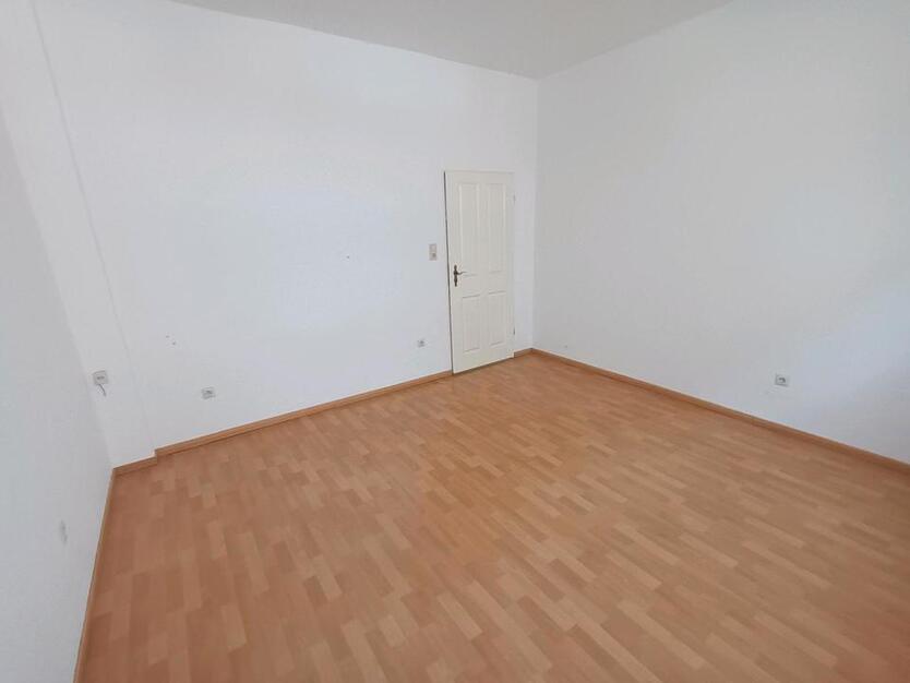 2 Zimmer Wohnung WG-geeignet 41qm EBK Duschbad