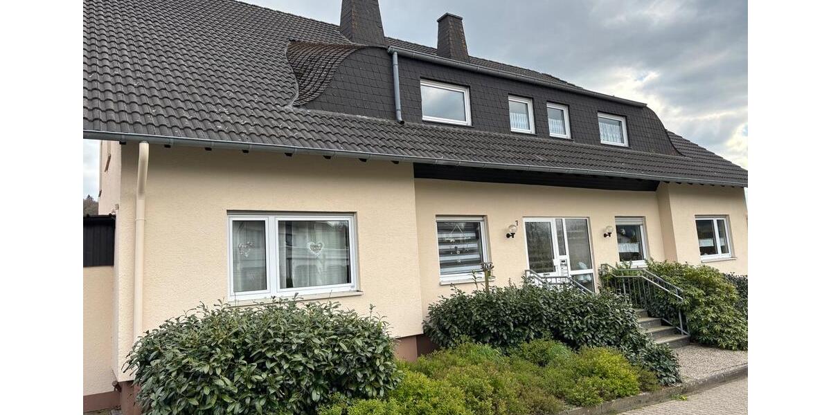 Etagenwohnung Daun - 2 Zimmer, 50 m&sup2;, 425&euro; | Angebot:26464123