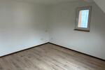 Etagenwohnung Blumberg - 4 Zimmer, 110 m&sup2;, 1.200&euro; | Angebot:26503218