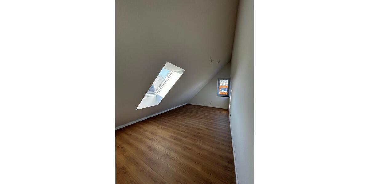 Maisonettenwohnung Mönchengladbach Nord - 4 Zimmer, 90 m&sup2;, 1.150&euro; | Angebot:24862653