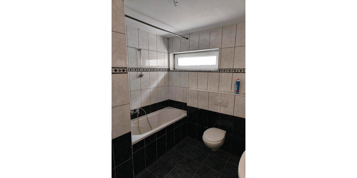 Erdgeschoßwohnung Waldbröl - 3 Zimmer, 70 m&sup2;, 700&euro; | Angebot:26414561