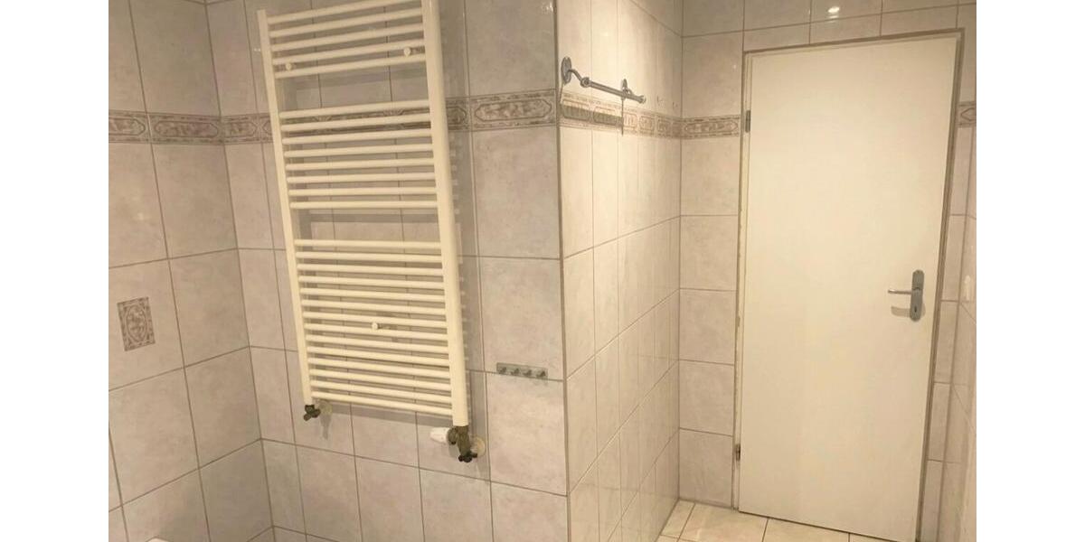 Etagenwohnung Düren Mariaweiler-Hoven - 4 Zimmer, 133 m&sup2;, 1.250&euro; | Angebot:26489416